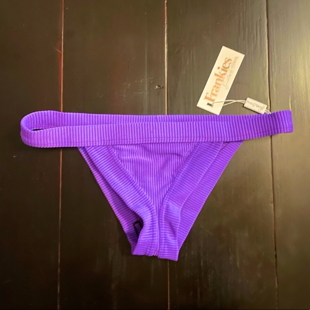 Frankies bottoms with tag!